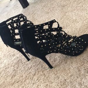 Size 11 black lattice heels NWOT